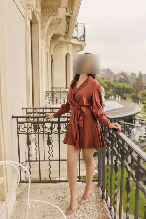 delhi escort priya